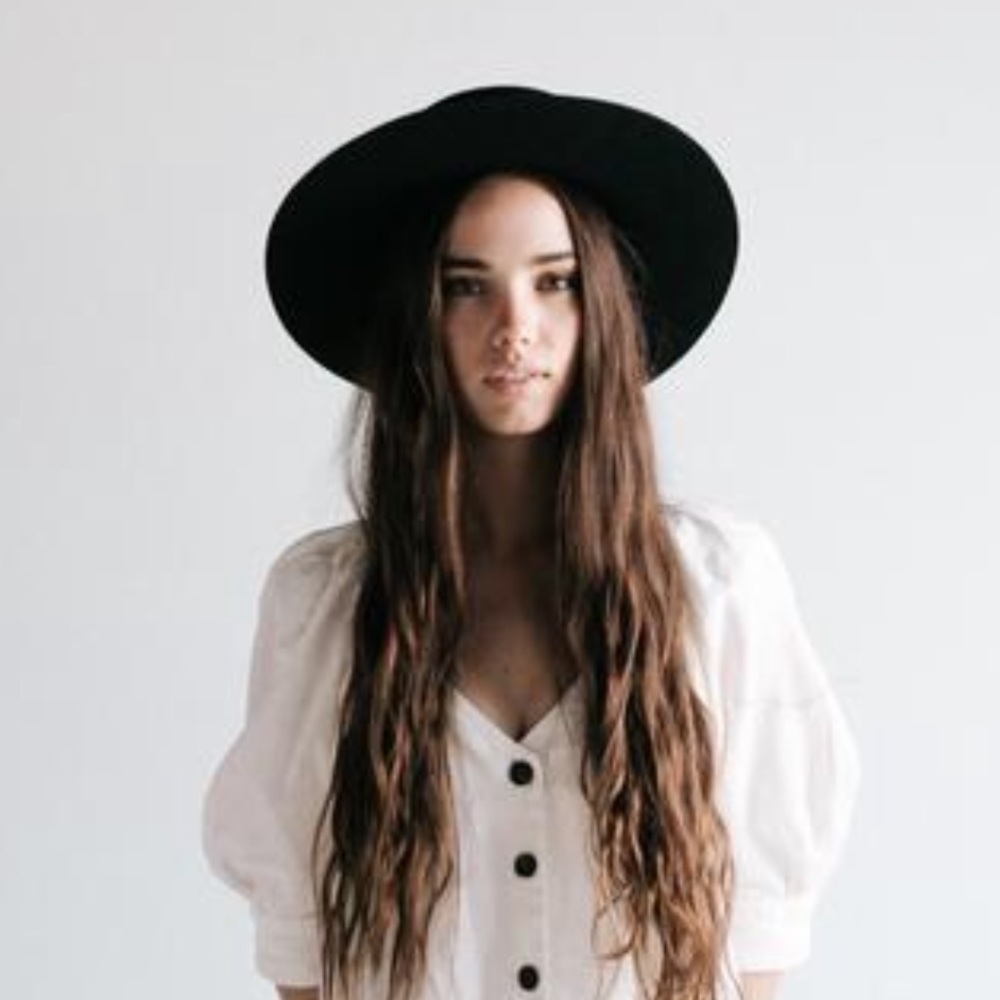 Faux leather suede wide brim boater hat